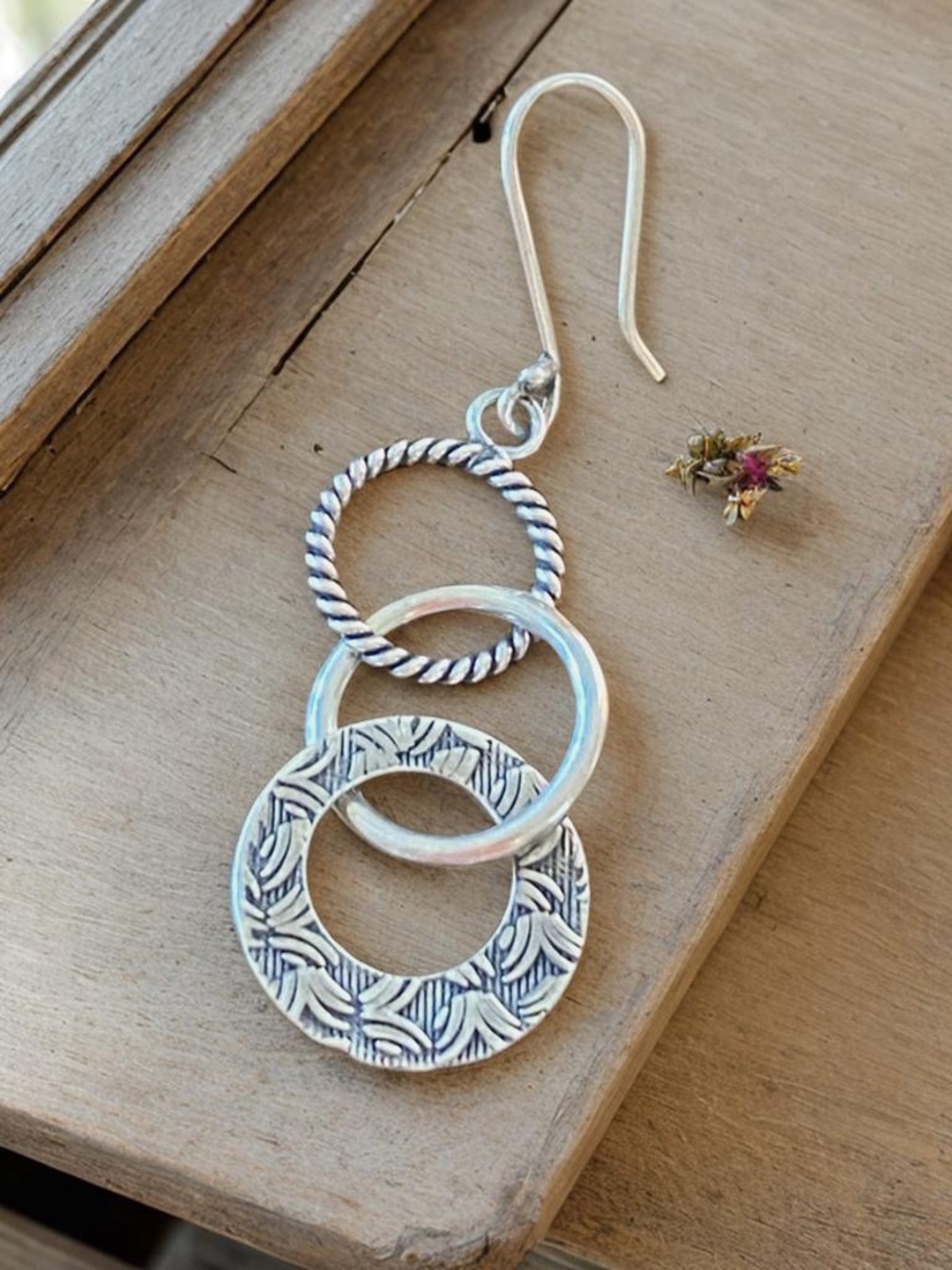 Silpada SINGLE Earring W1616 Triple-Hoop Dangle Earrings